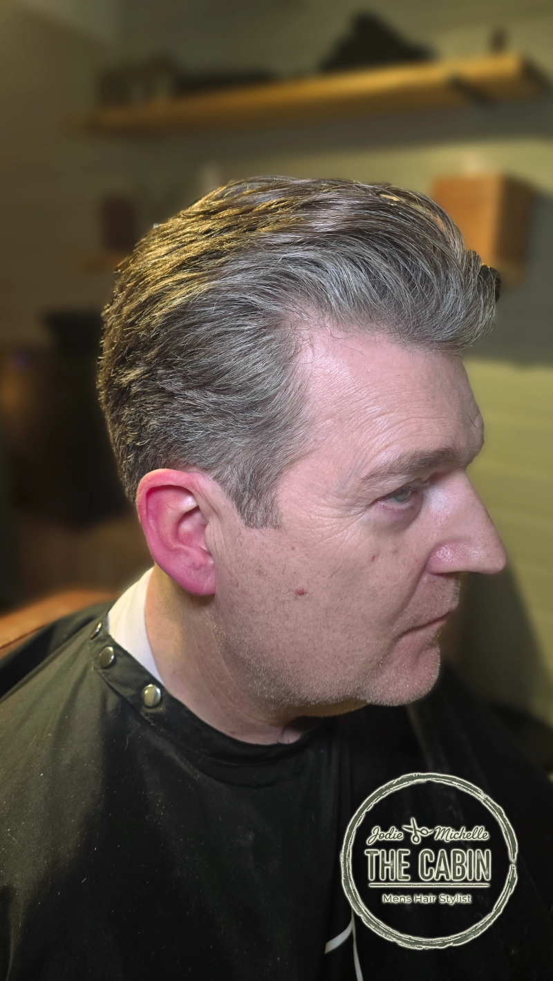 Private barber studio haircut Daventry
